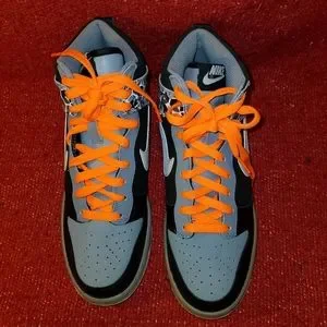 Vintage 2009 Nike Mens Dunk High Black and grey peace signs. m_635f94208d7a3c0dfd73a932.jpg main image 2